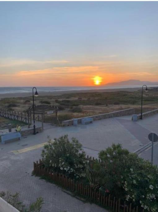 Piscina, Wifi, Patio Con Vistas Lägenhet Tarifa Exteriör bild