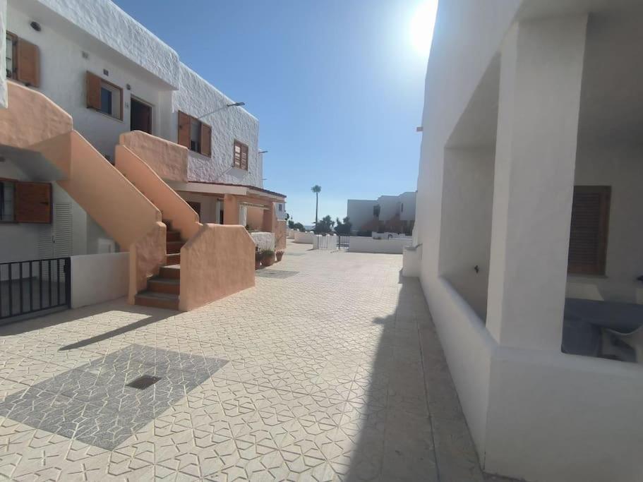 Piscina, Wifi, Patio Con Vistas Lägenhet Tarifa Exteriör bild
