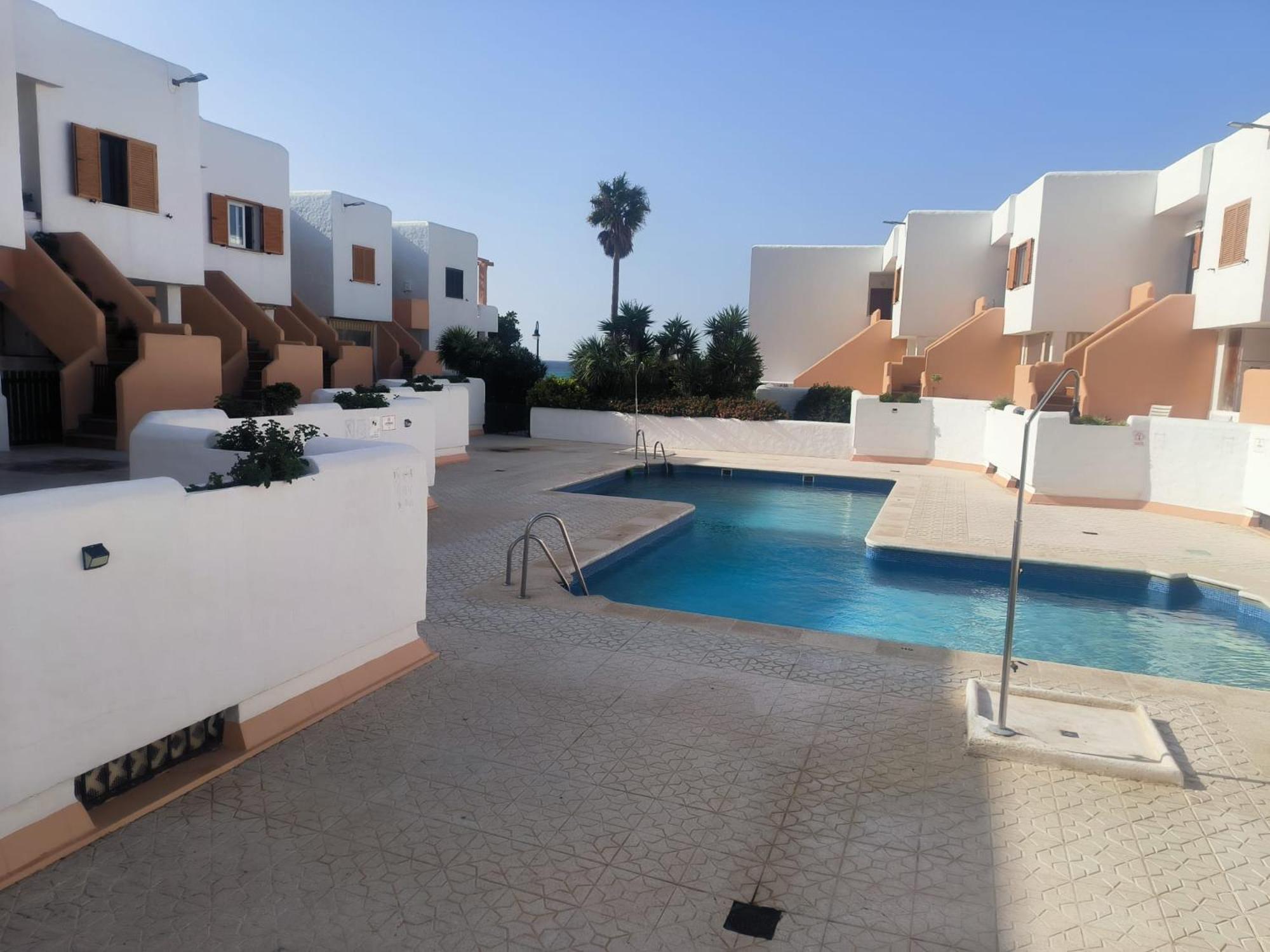 Piscina, Wifi, Patio Con Vistas Lägenhet Tarifa Exteriör bild